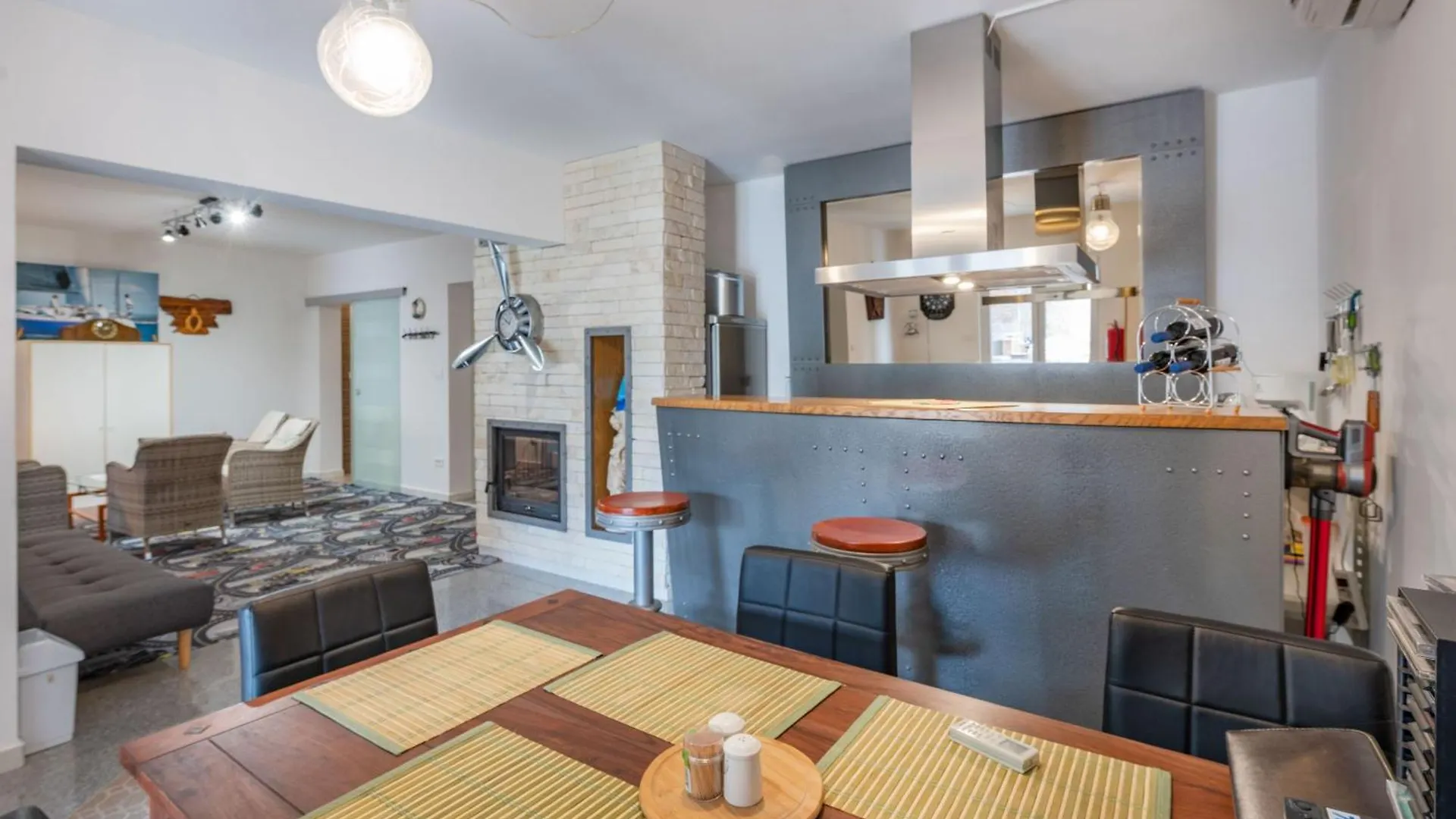 Villa Balu, A Charming Apartment With Pool Near Pula Vinkuran Croatia
